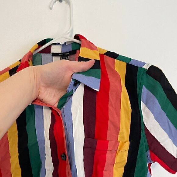 NEW NWT FOREVER 21 Rainbow Striped Short Sleeve Cropped Button Down Crop Top S - Picture 6 of 12